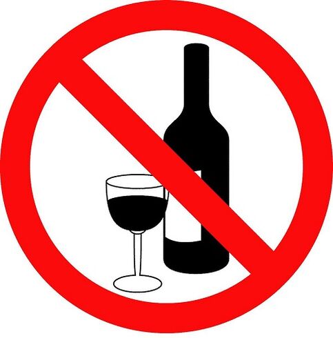 Je vysoce nežádoucí kombinovat očkování s konzumací alkoholu.